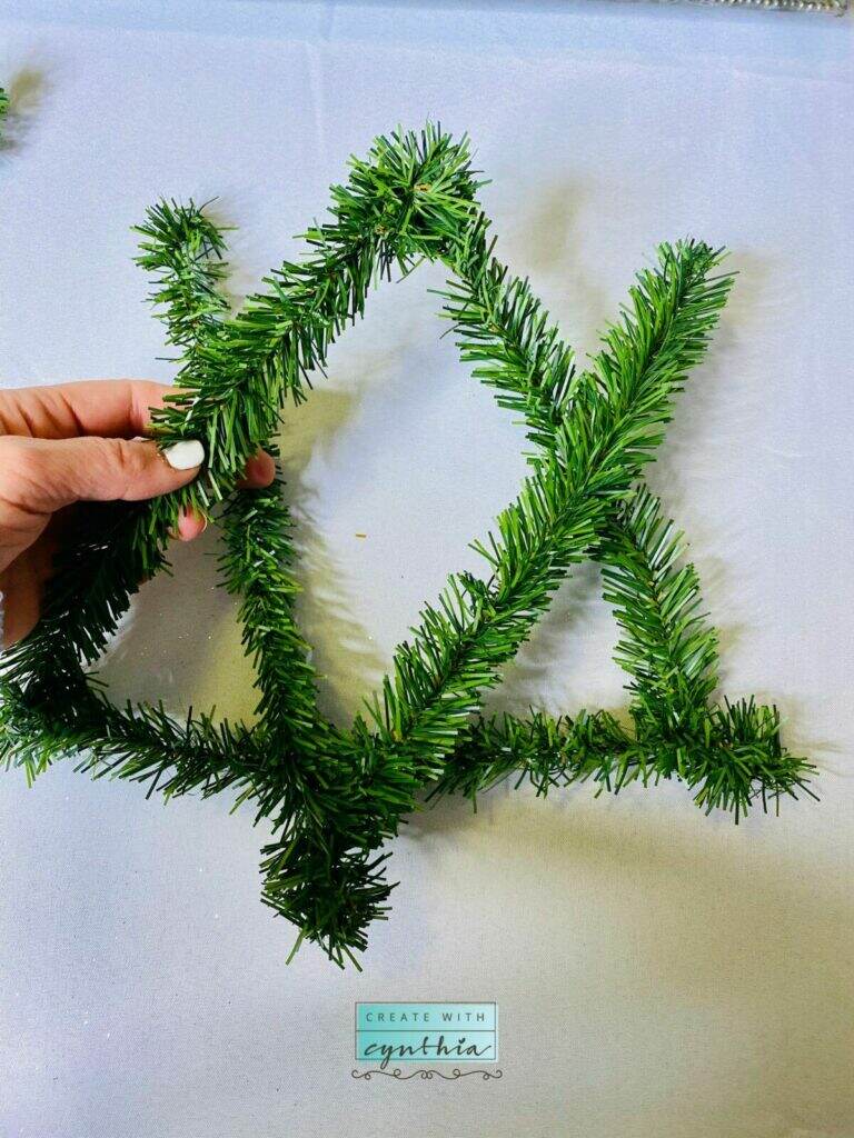 christmas greenery star, create with cynthia, cynthia nessel, christmas decor, christmas chair decor, christmas star, diy home decor, christmas