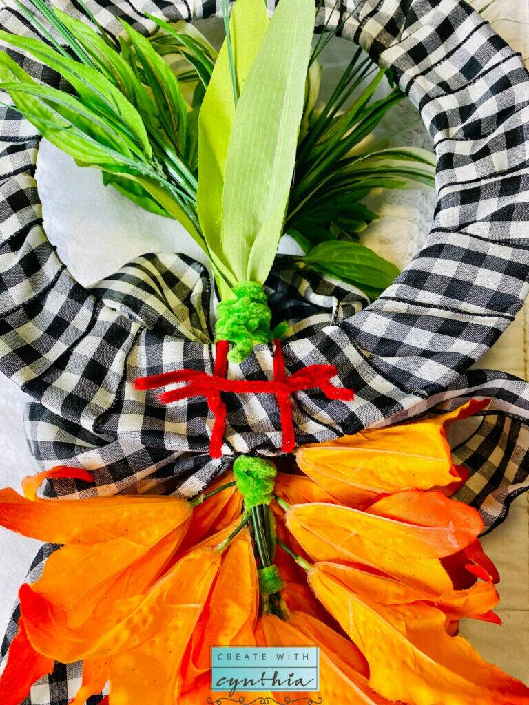 Easy to Make Carrot Wreath on Create With Cynthia!