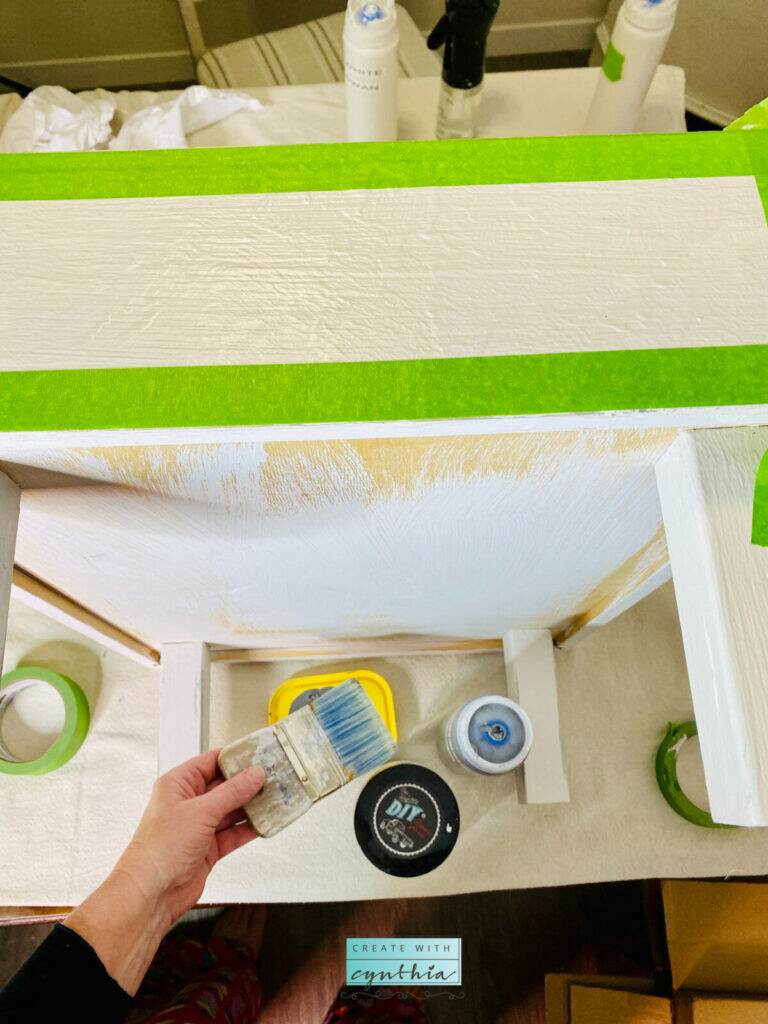 Paint the pet bed.