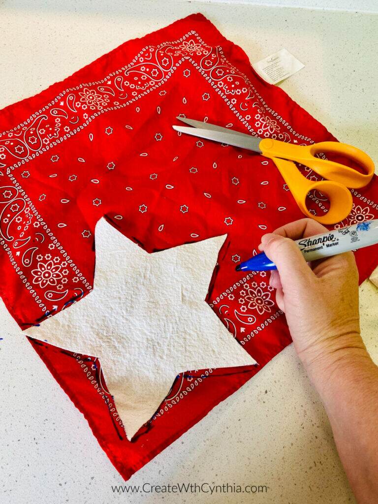 Tracing the Star Pattern on the Bandana