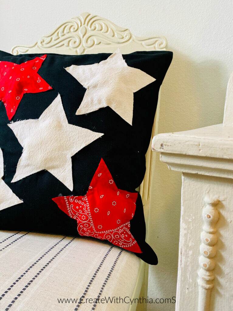 Partriotic pillow no sew