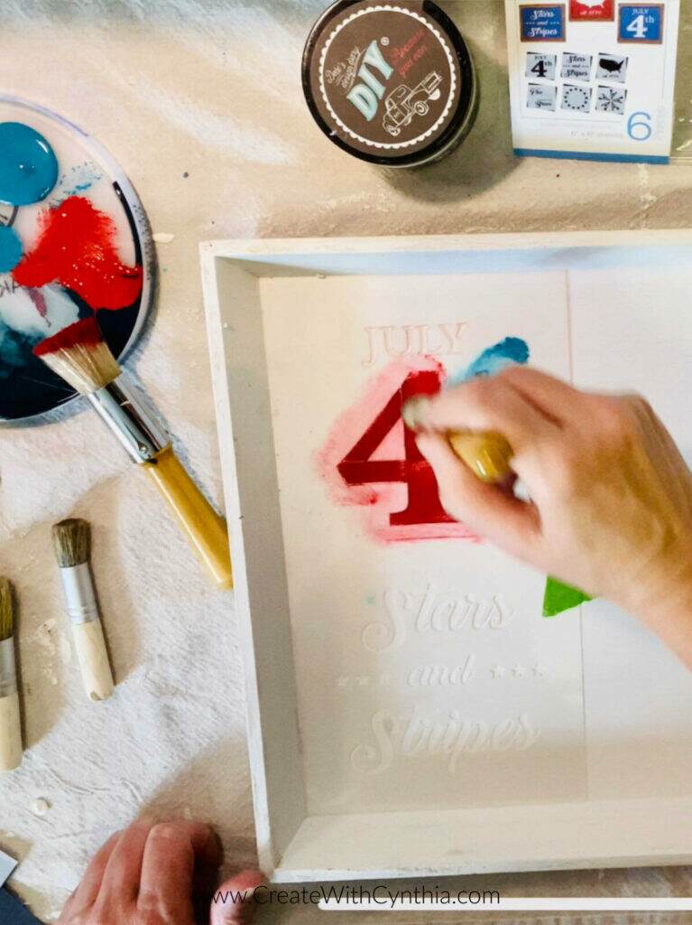 Stenciling the Patriotic Serving Tray